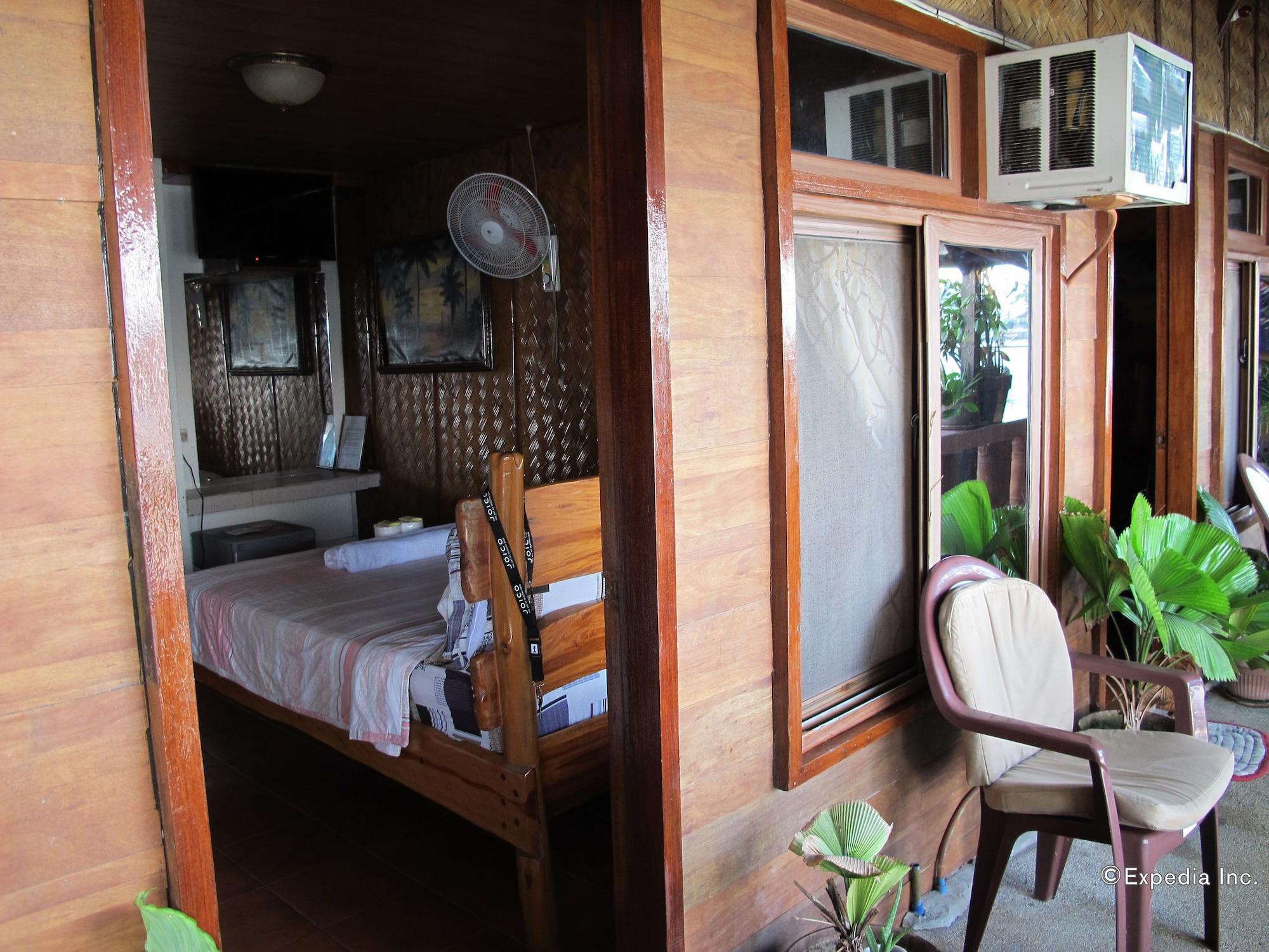 Captngreggs Dive Resort Puerto Galera Extérieur photo